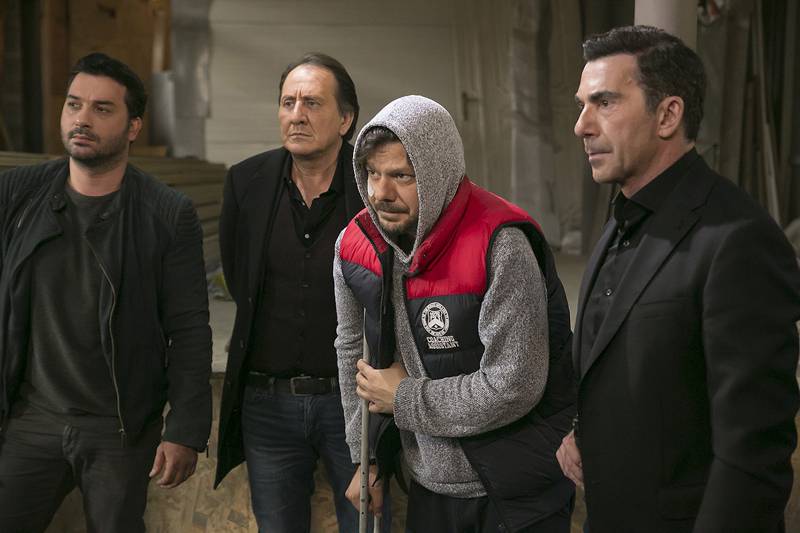 Git Başımdan filminin konusu nedir? Oyuncuları kimdir? Nerede çekildi?