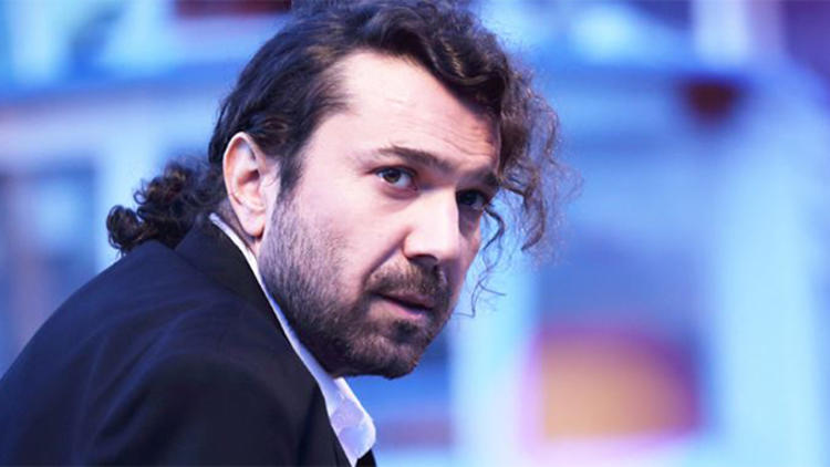 "Aşk Yüzünden" parçası için bir araya geldiler