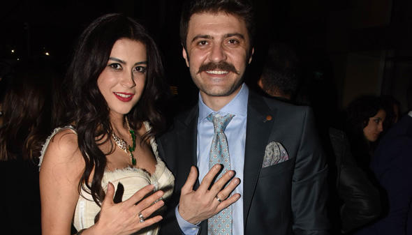 Asena Tuğal kimdir? Kaç yaşında? Kiminle evli?