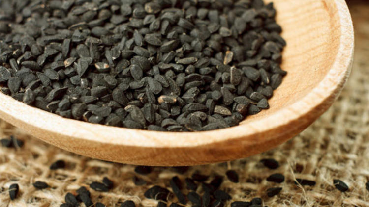 Çörek otu yağının faydaları ve zararları nelerdir? Nasıl kullanılır?