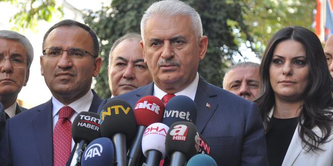 Kadir Topbaş İstifa etti! Yerine Göksel Gümüşdağ atandı!