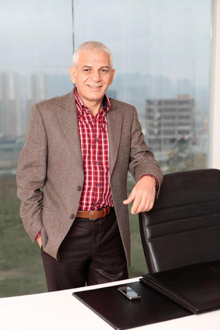 Hayal Hırsızı Temel Bulut Çay Bahçesinde Yakalandı