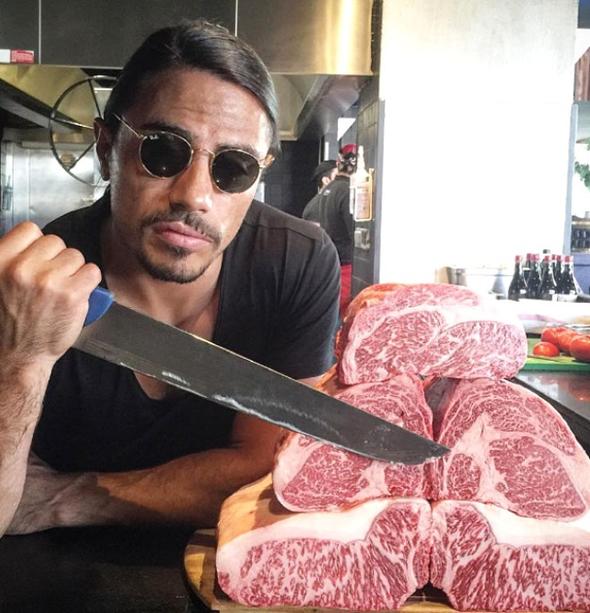 Nusret Gökçe'den Çocuklara 23 Nisan sürprizi!