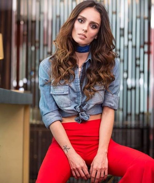 Bestemsu Özdemir kimdir?Kaç yaşında? Engin Akyürek'le sevgili mi?