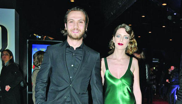 Bige Önal Kimdir | Aras Bulut ve Bige Önal Nişanlanıyor mu, Ne Zaman?