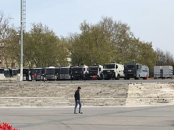 Taksim'de Eylem Yapacak CHP'lilere TOMA Sürprizi