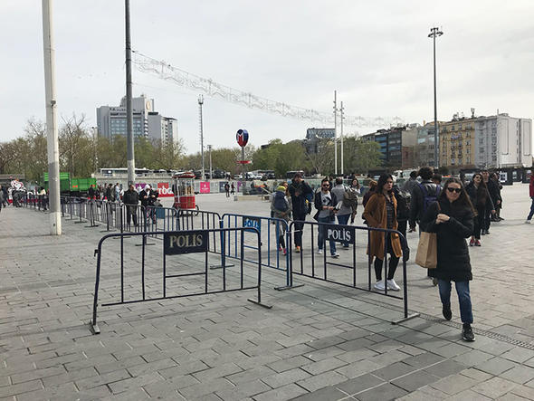 Taksim'de Eylem Yapacak CHP'lilere TOMA Sürprizi