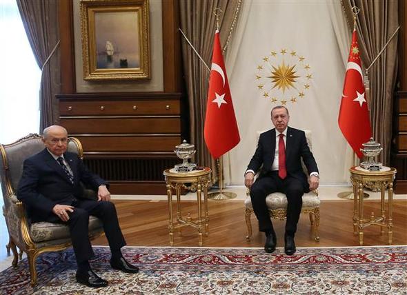 Erdoğan ve Bahçeli'nin Erken Seçim Zirvesi Başladı