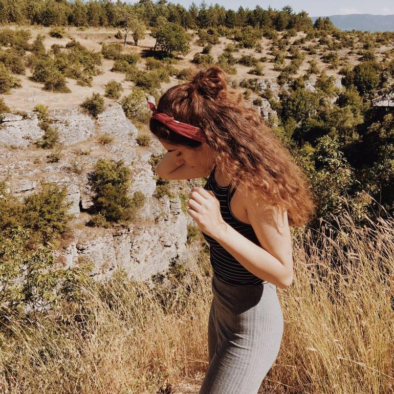 Ölüme Otostop Çeken Genç Kız'ın Acı Sonu Ailesini Yıktı