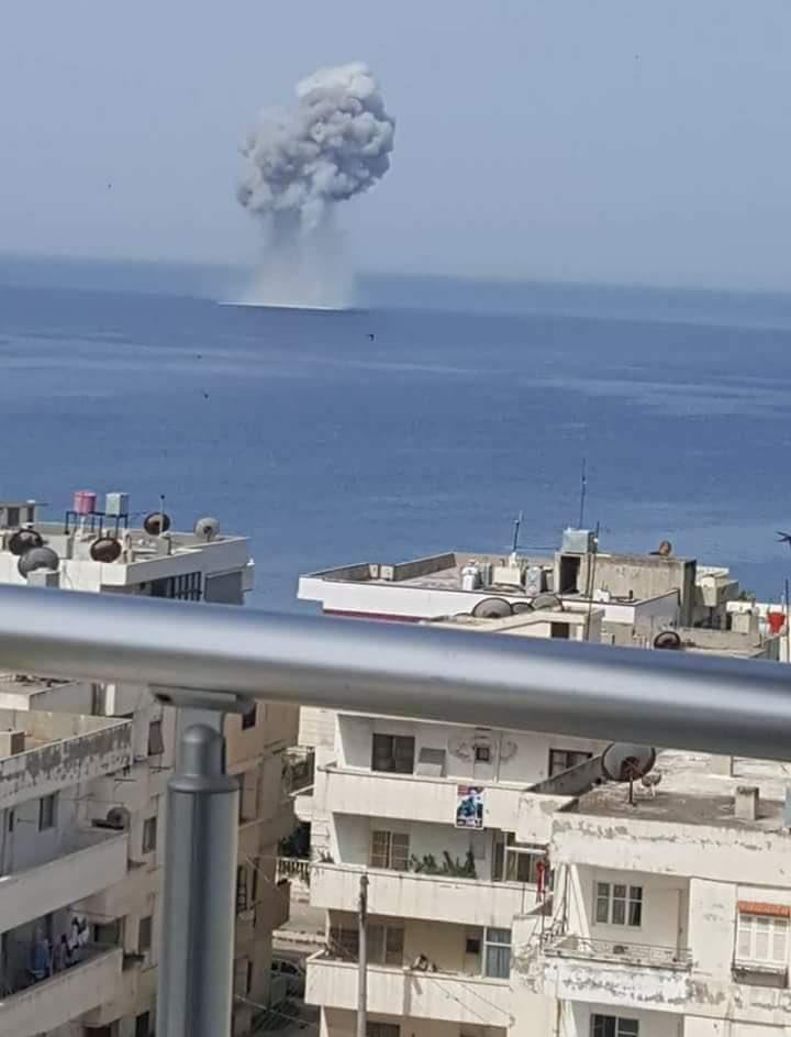 Son Dakika!.. Suriye'de Rus savaş uçağı düştü!