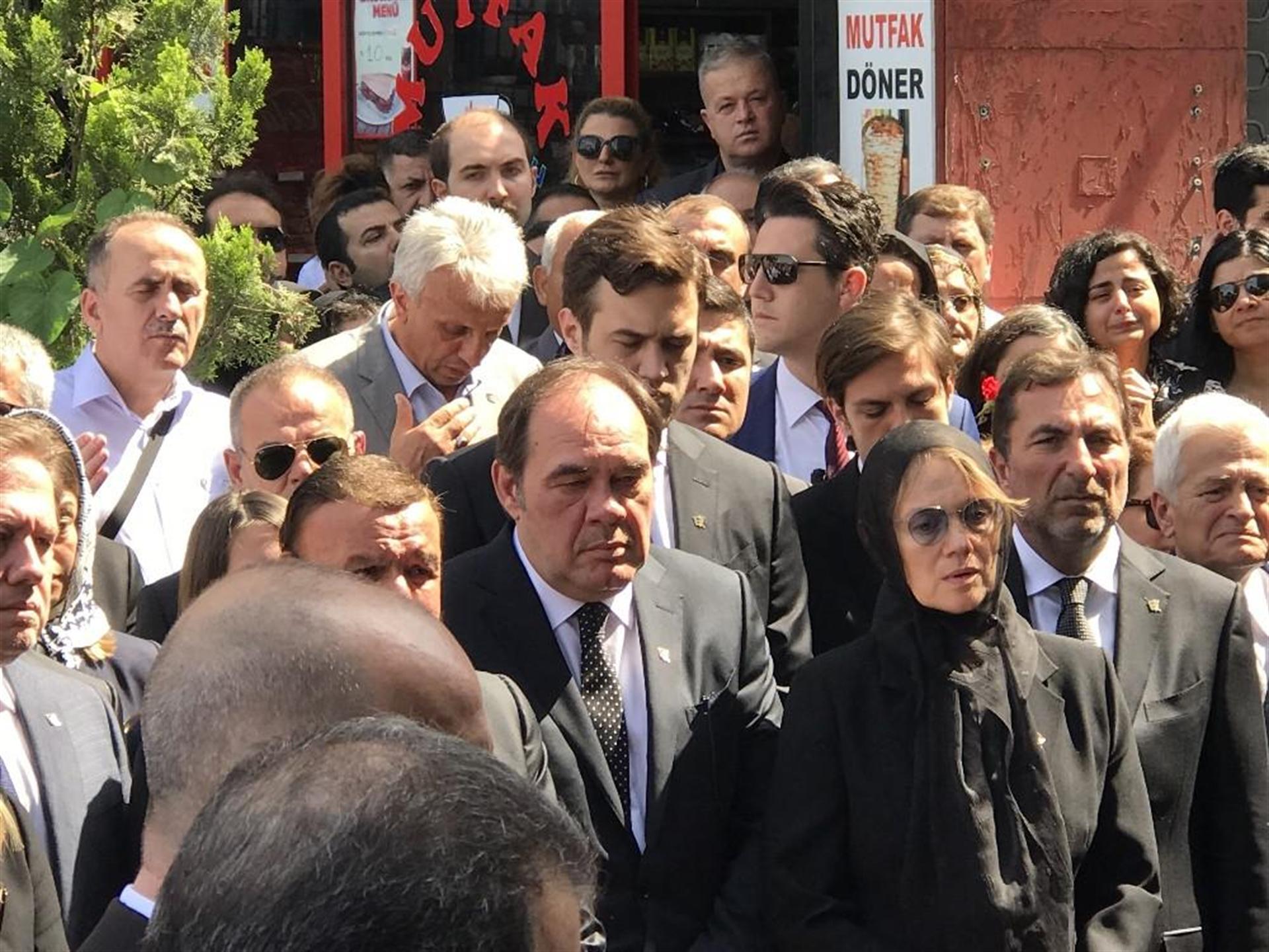 Erdoğan Demirören son yolculuğuna uğurlandı