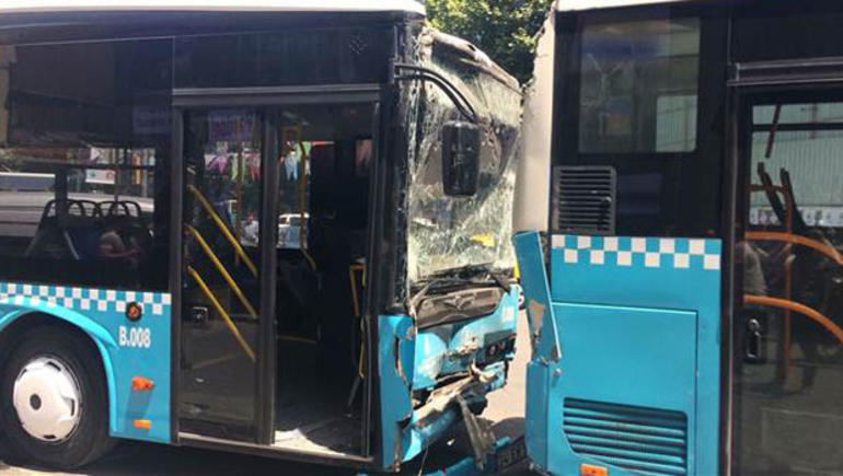 Şişli'de 3 halk otobüsü çarpışt: 6 yaralı
