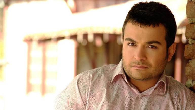 Türkücü Gökmen Ürü hakkında FETÖ'den yakalama kararı