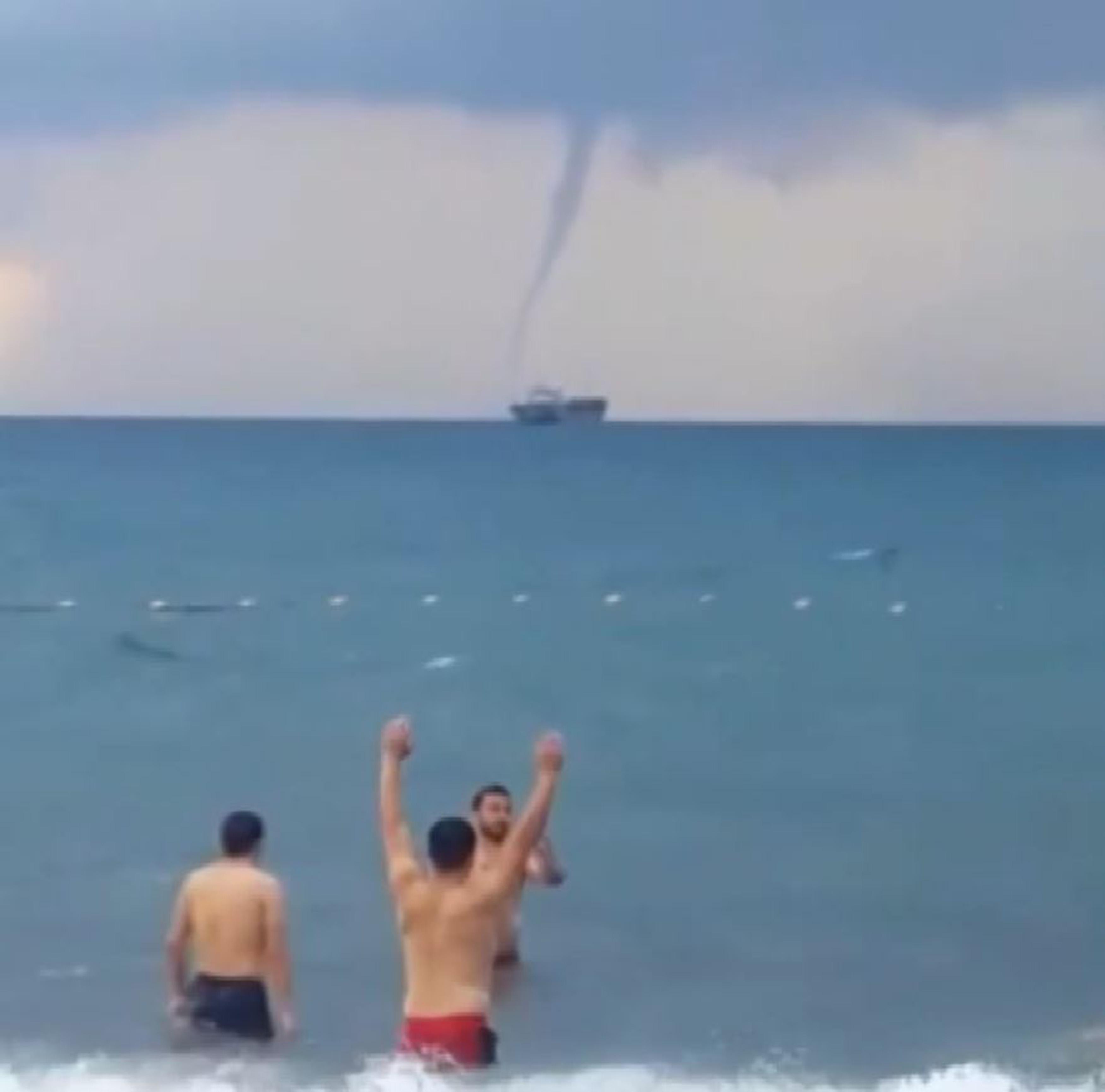 Rize'deki hortum panik yarattı