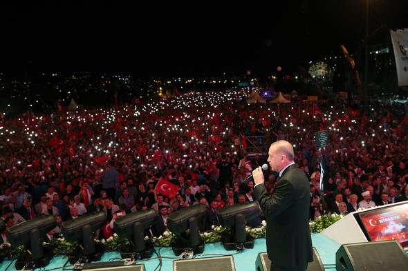 Başkan Erdoğan 'FETÖ'nün hücrelerini sökeceğiz'
