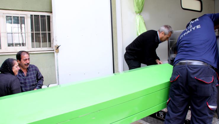 Dehşet veren o anları nişanlısına kameradan izletti!