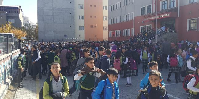 Ağrı'nın Patnos ilçesinde 4,2 büyüklüğünde deprem