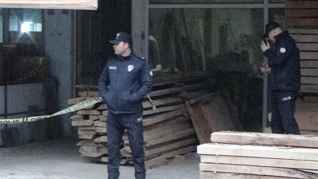 Sabah babasını akşam oğlunu öldürdü