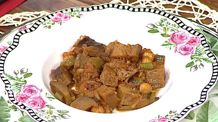 Nohutlu Etli Patlıcan nasıl yapılır? Nohutlu Etli Patlıcan tarifi