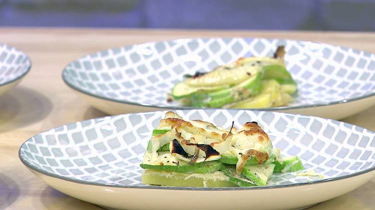 Kabaklı Patates Graten nasıl yapılır? Kabaklı Patates Graten tarifi