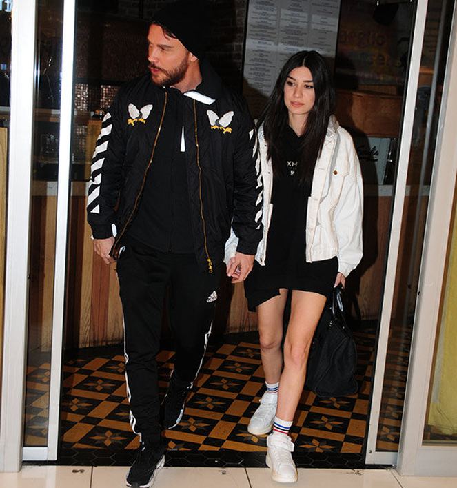 Sinan Akçıl ve Burcu Kıratlı yarın evleniyor!