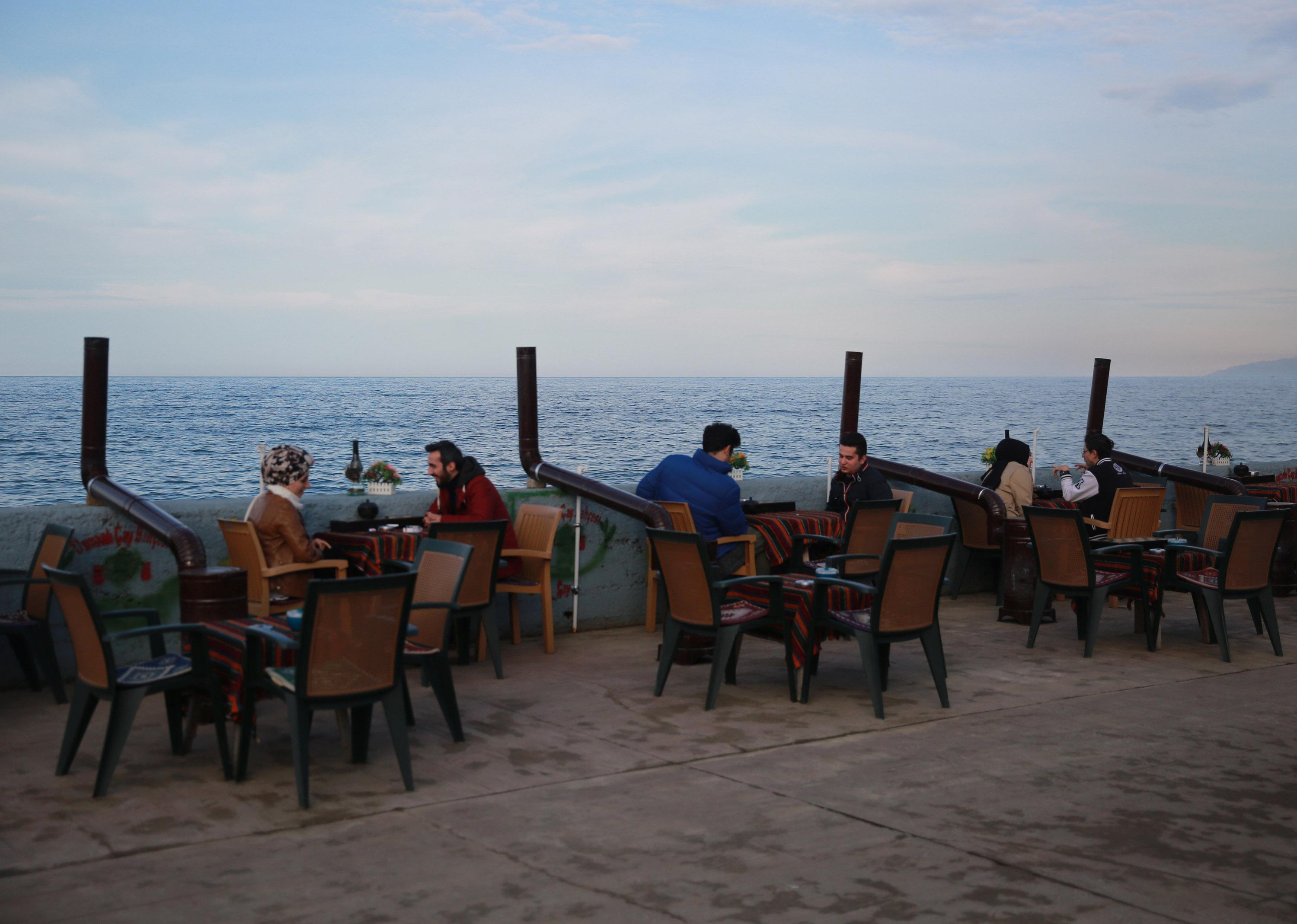 Restoranına kurduğu sobalarla herkesi hayrete düşürdü