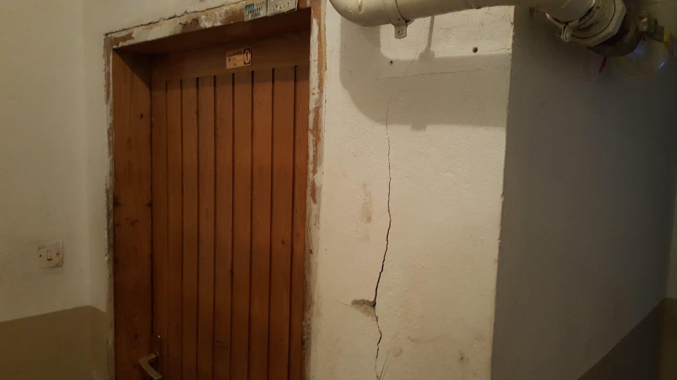 Bu sefer de Rize'deki bir apartmanda çökme tehlikesi... 8 katlı bina boşaltıldı