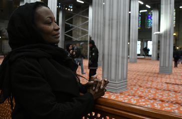 ABD'li sanatçı Della Miles İslamı seçti