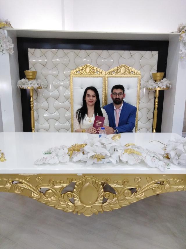 Damat ile kayınpederi evlendirdiler!