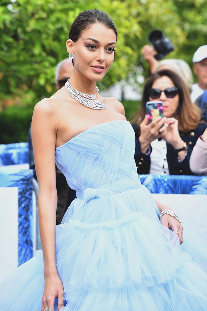 Cannes'ta Dilan Çiçek Deniz Rüzgarı