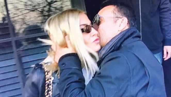 Mustafa Sandal sevgilisi Melis Sütşurup'a aldattı mı?