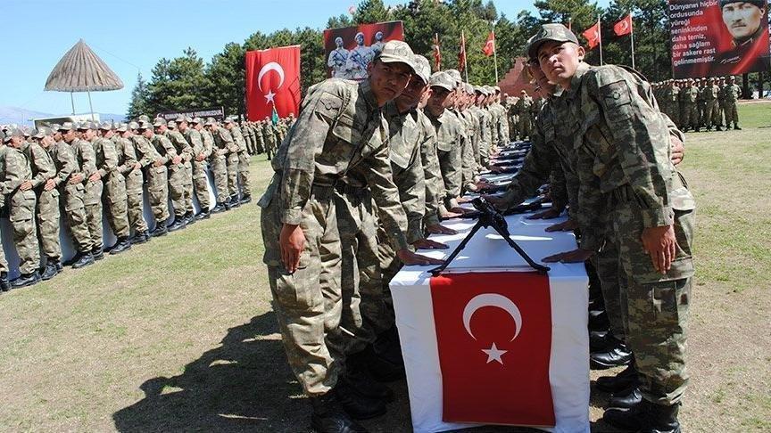 Askerden dönen işsizlik maaşı alıyor!