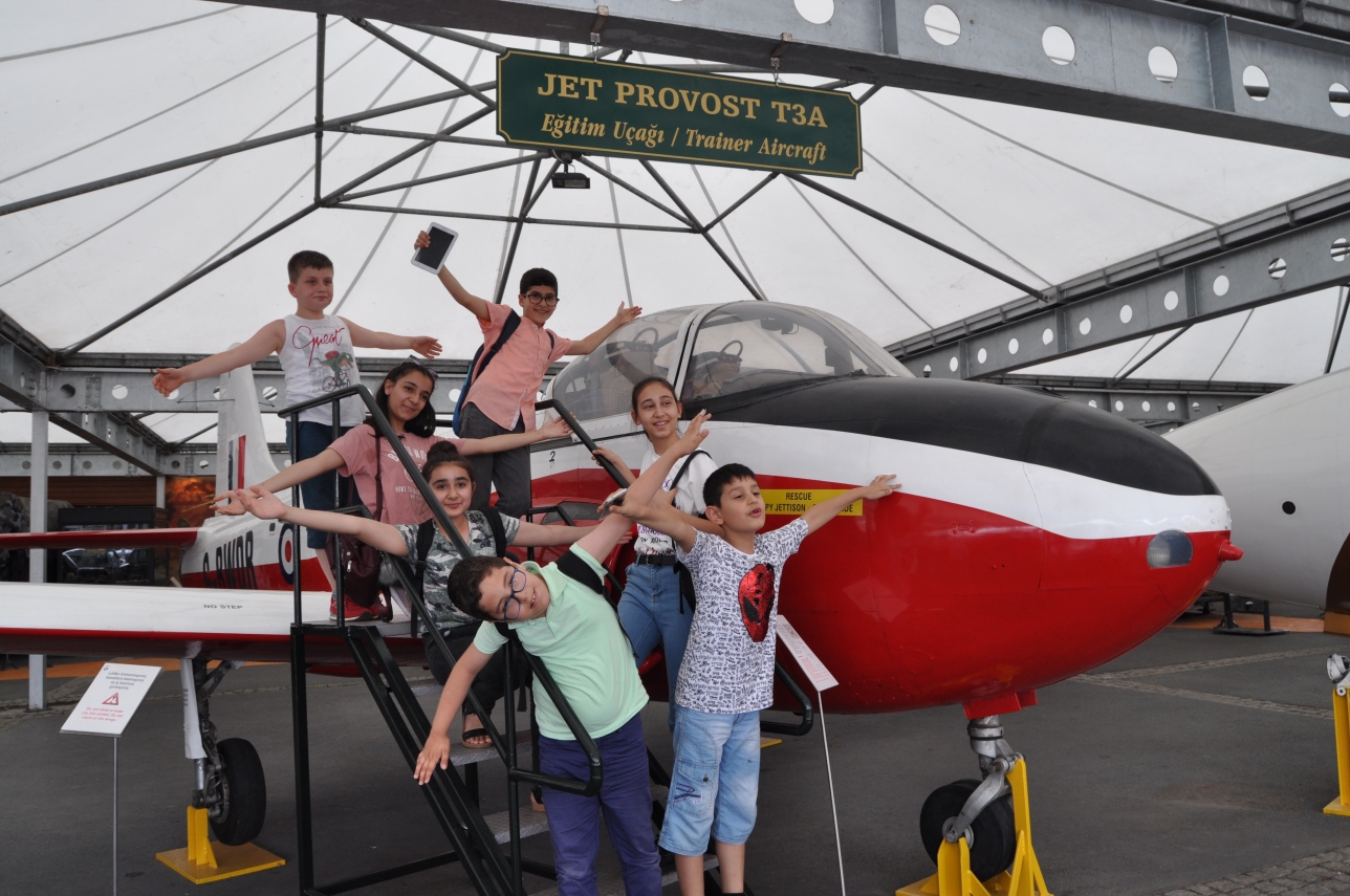 Pendik Belediyesi Bilim Merkezi Gezileri'nin startını verdi