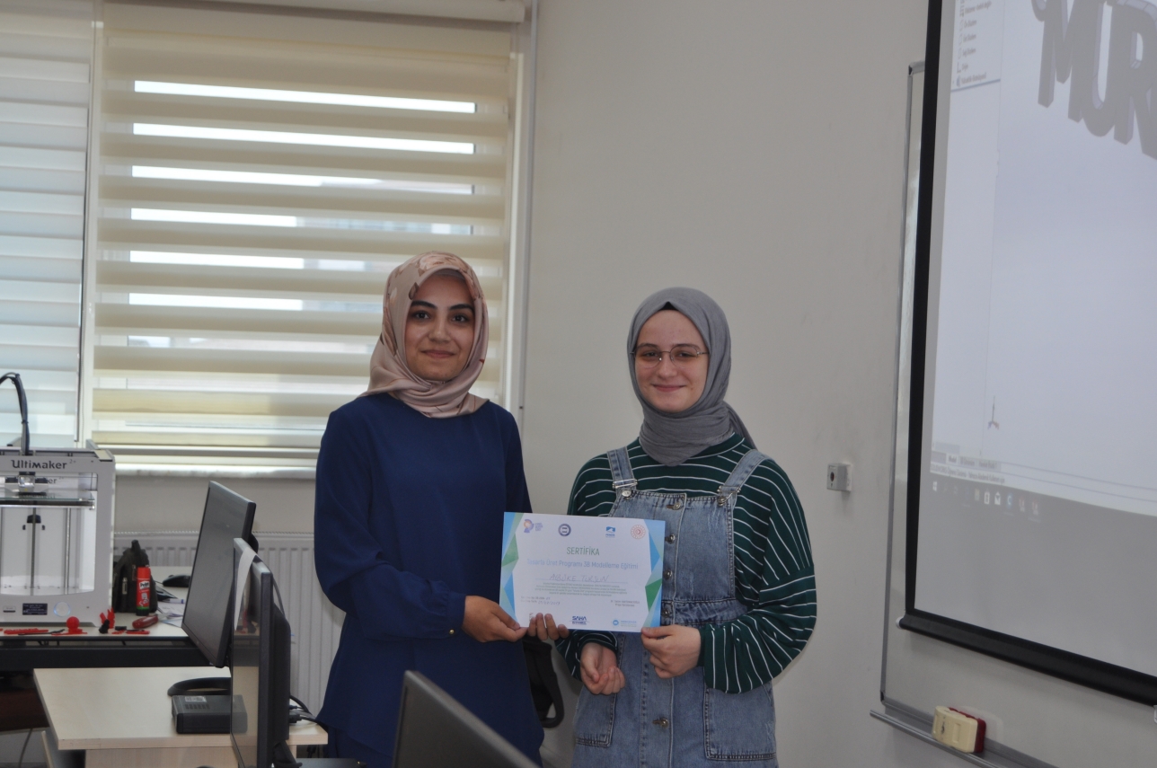 3D Modelleme Kursu'nda tasarımdan üretime adım atılıyor