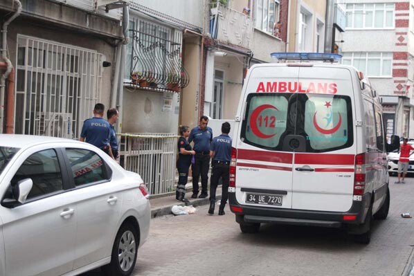 Yangın ihbarıyla gidilen evde dehşet: Çinli bir kadının boğazı...