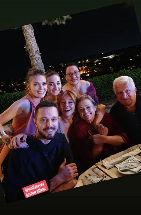 Aslı Enver'in mutluluğu gözlerinden okundu