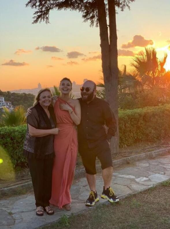 Aslı Enver'in mutluluğu gözlerinden okundu