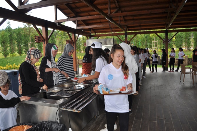 Pendik Belediyesi Gençlik Kampı misafirlerini ağırlamaya başladı
