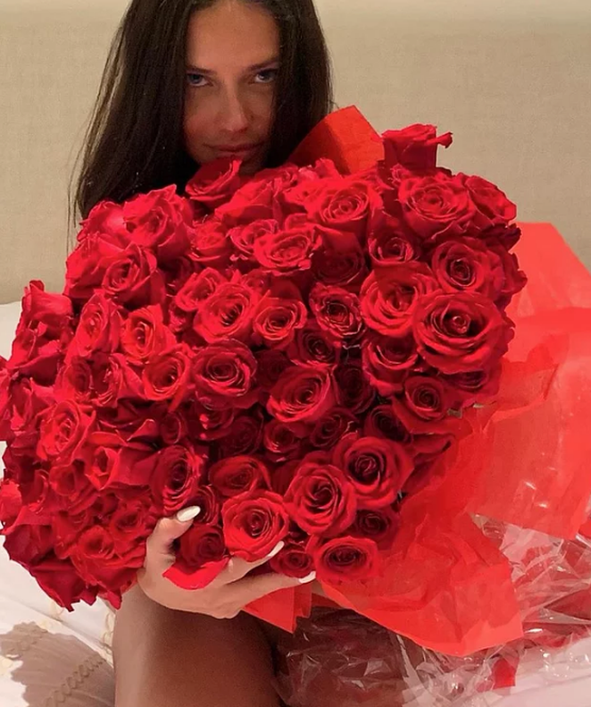 Adriana Lima'nın büyük mutluluğu