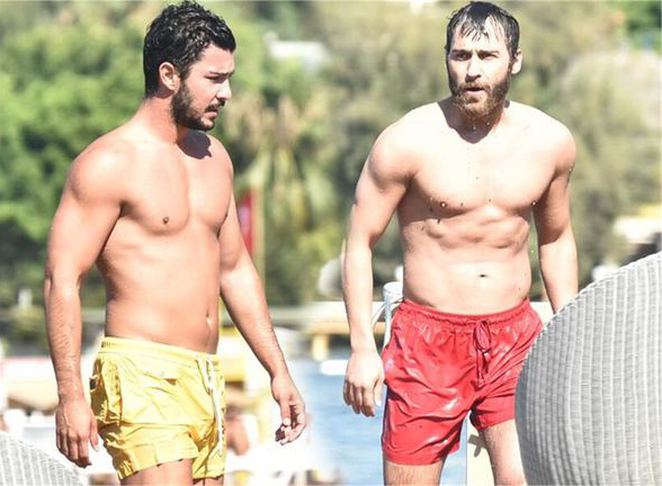 Demet Özdemir ile Kaan Yıldırım el ele göz göze yakalandı.