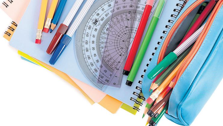 Veliler ve öğrenciler okulların açılması için gün sayıyor