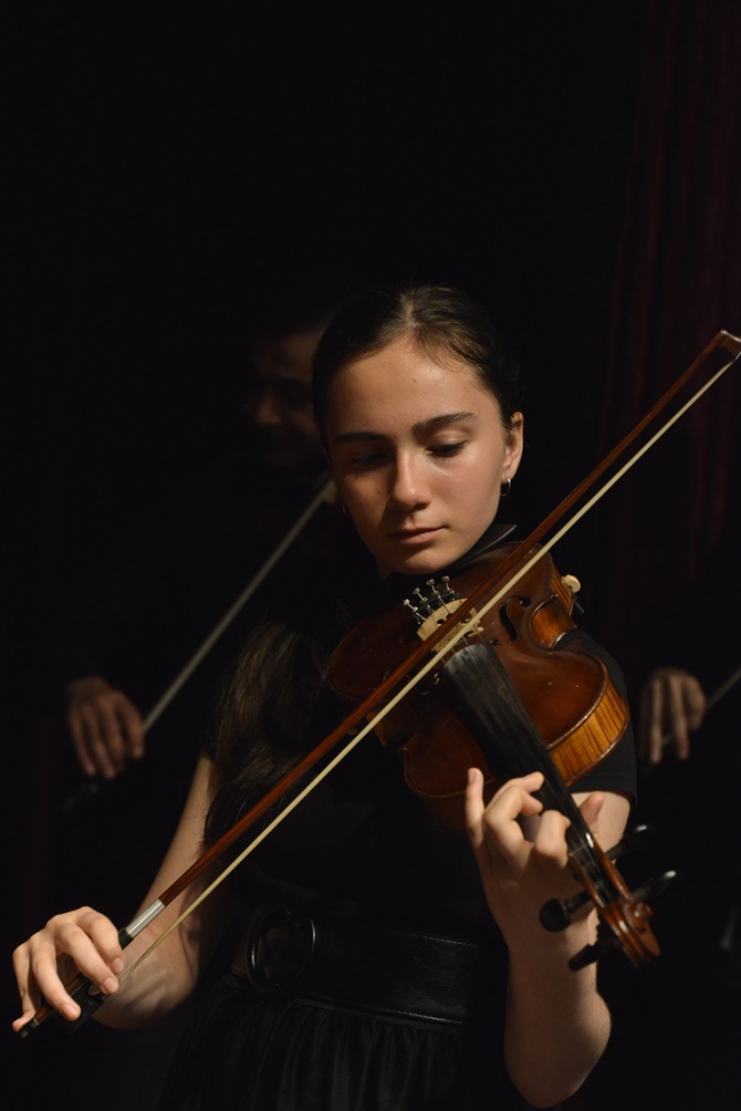 Pendik Sanat Akademisi yeni kursiyerlerini bekliyor