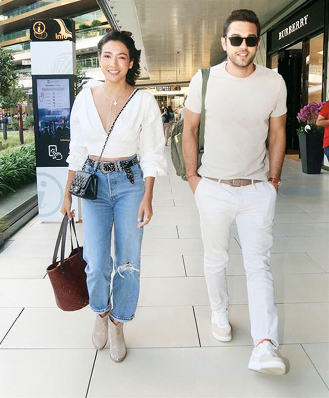 Eski dostun arasına eks aşk mı girdi