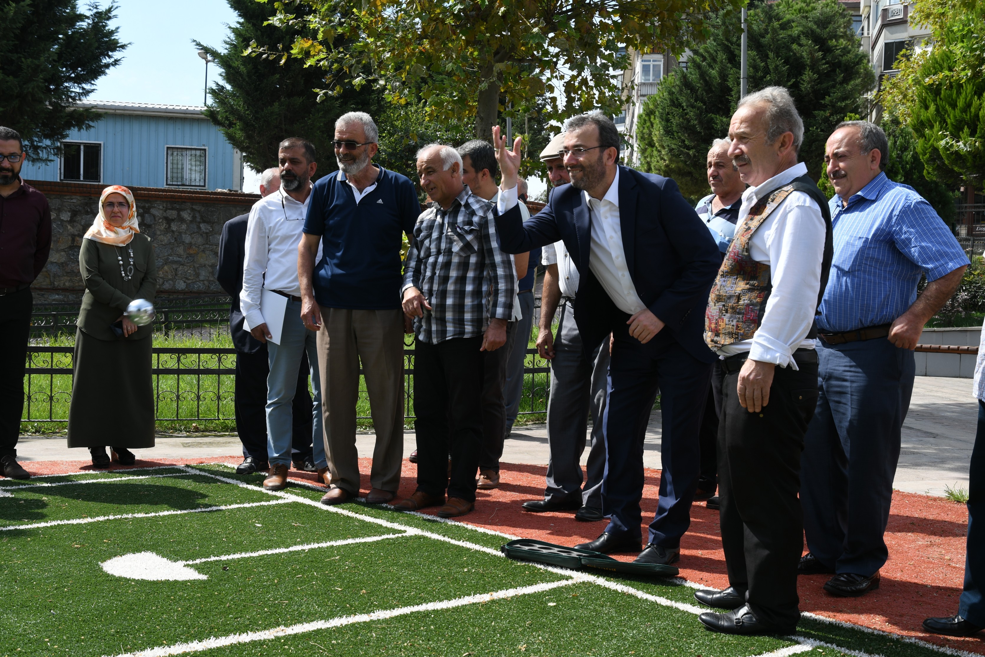 Pendik'te Vefa Kıraathanesi yaşlılara umut oluyor