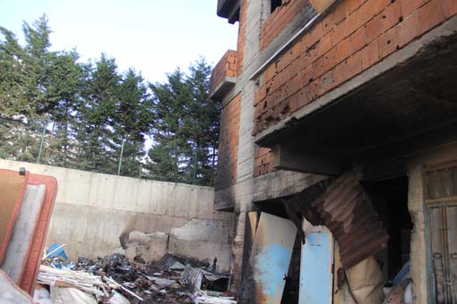 Pendik Marmara Eğitim Ve Araştırma Hastanesi Yakınlarında Korkutan Yangın