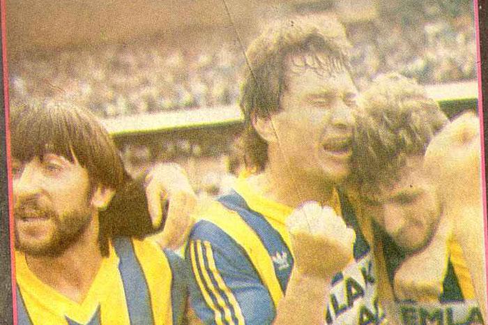 Fenerbahçe 30 yıl önceki Galatasaray karşılaşmasını hatırlattı