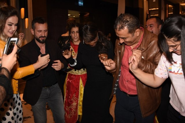 Müslüman olan şarkıcı Della Miles'tan "Huzura kavuştum" itirafı