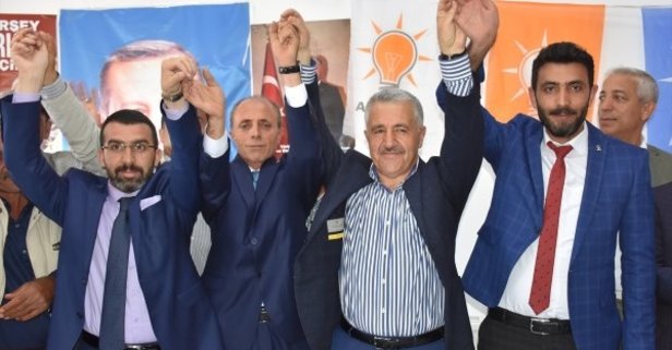 616x321-saadet-partisinden-istifa-edip-ak-partiye-gectiler-1529322569304.jpg