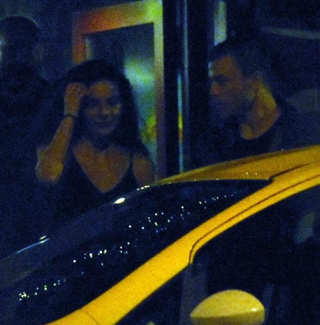 Ebru Şahin kimdir, aslen nereli kaç yaşındadır? Tolga Sarıtaş ile sevgili mi?