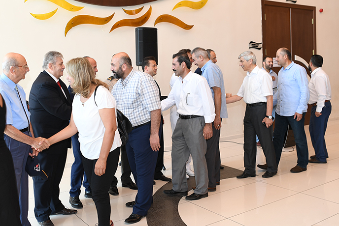 Tuzla Nikah Sarayı ve Kültür Merkezinde bayramlaşma programı düzenlendi